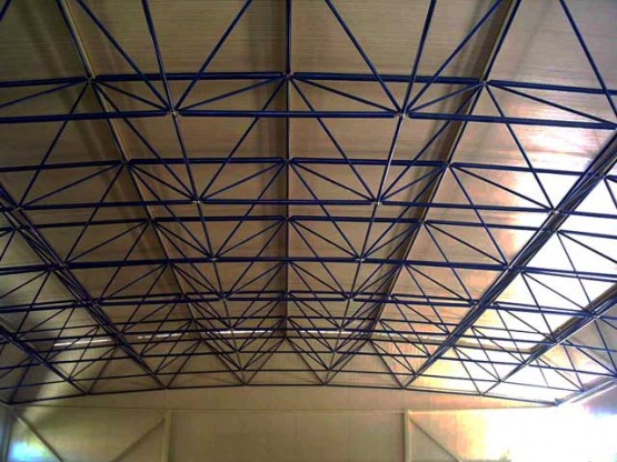 Space frame roof for indoor court in Chios